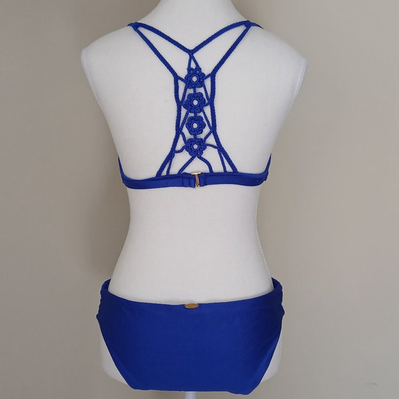 Luli Fama Hand Knit Crochet Flower 2 Piece Bikini Electric Blue Size Large/12 - Picture 7 of 9